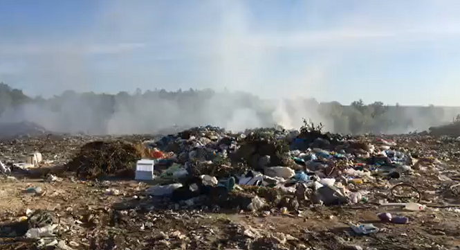 Новини Вінниці - фото з У Гнівані горить сміттєзвалище. Знайшли львівський слід У Гнівані горить сміттєзвалище. Знайшли львівський слід, фото №1 на сайті 20minut.ua