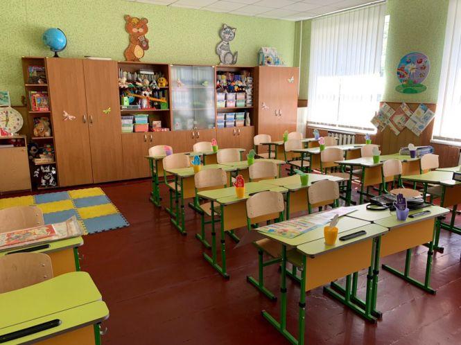 Новини Вінниці - фото з Колись тут жив граф, а зараз бездоглядні діти (Пресслужба Сергія Пліхти ГО «Щира турбота») Колись тут жив граф, а зараз бездоглядні діти (Пресслужба Сергія Пліхти ГО «Щира турбота»), фото №2 на сайті 20minut.ua