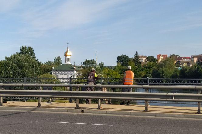 Новини Вінниці - фото з Частина Київського мосту перекрита для пішоходів. Триває ремонт Частина Київського мосту перекрита для пішоходів. Триває ремонт, фото №2 на сайті 20minut.ua