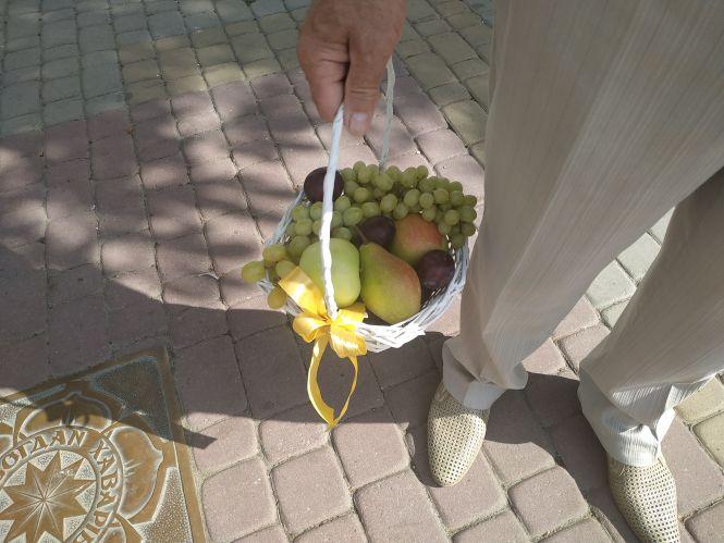 Фрукти, мед та чортополох: що іще до Спаса поклали у святковий кошик тернополяни? (ФОТОРЕПОРТАЖ), фото №8 на сайті 20minut.ua