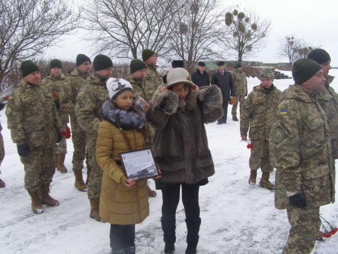 Новини Вінниці - фото з Бригаді авіаторів —80! Як з-під носа бойовиків врятували п’ятьох членів екіпажу з літака Майбороди Бригаді авіаторів —80! Як з-під носа бойовиків врятували п’ятьох членів екіпажу з літака Майбороди, фото №3 на сайті 20minut.ua
