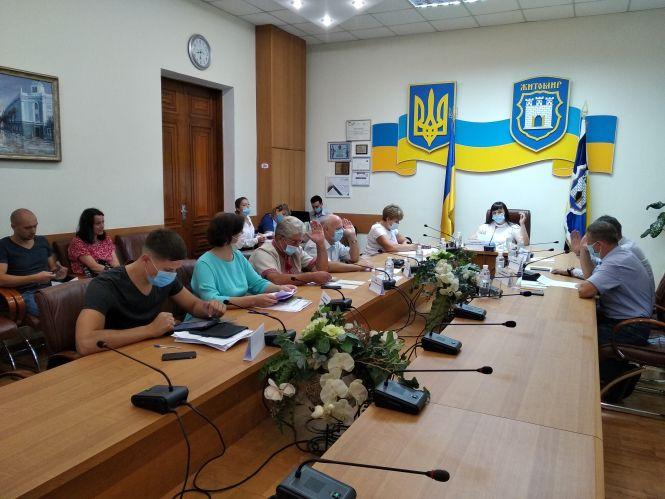 Новини Житомира - фото з Козацький хрест передадуть на зберігання до краєзнавчого музею Козацький хрест передадуть на зберігання до краєзнавчого музею, фото №1 на сайті 20minut.ua