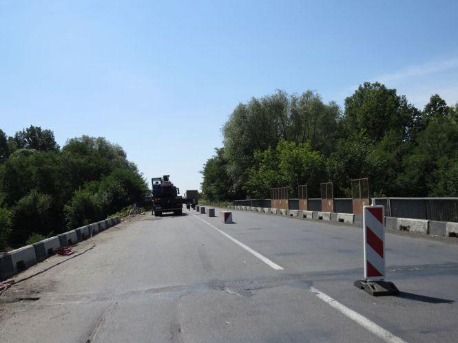 Новини Хмельницького - фото з На об'їзній дорозі біля Хмельницького ремонтують штучні споруди На об'їзній дорозі біля Хмельницького ремонтують штучні споруди, фото №2 на сайті vsim.ua