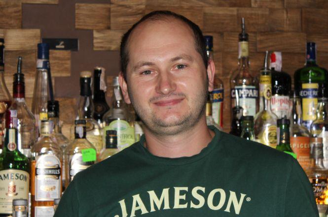 Новини Вінниці - фото з Про відверті історії, коктейльну культуру та чайові. Три історії вінницьких барменів Про відверті історії, коктейльну культуру та чайові. Три історії вінницьких барменів, фото №3 на сайті 20minut.ua