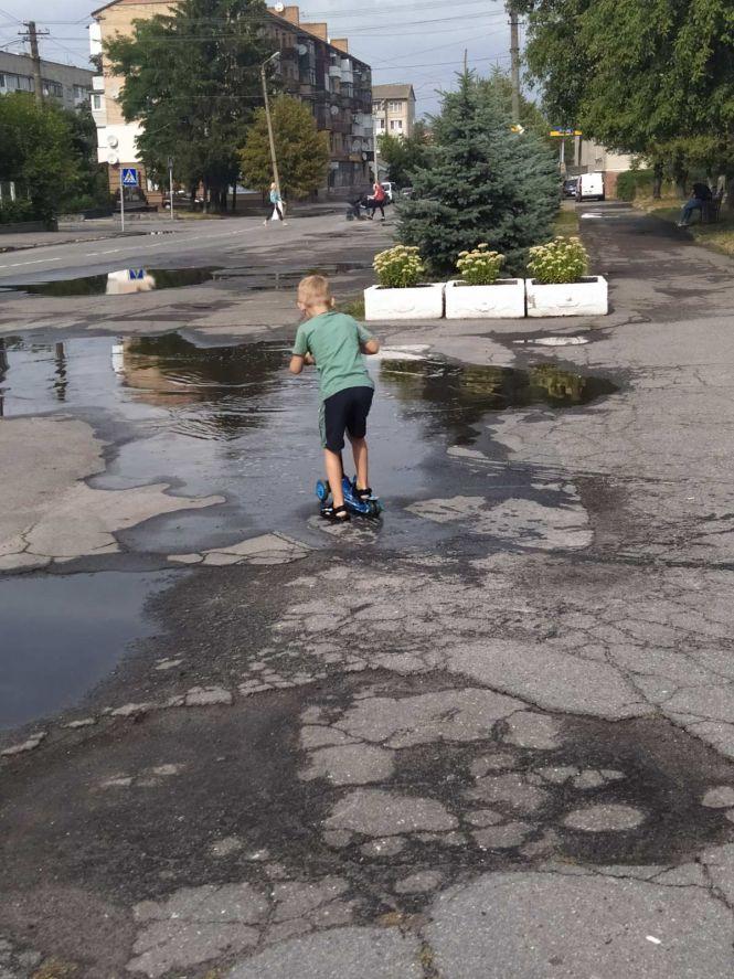 Новини Козятина - фото з Фото дня: як до свята прибрали центральну площу міста