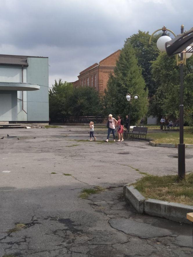 Новини Козятина - фото з Фото дня: як до свята прибрали центральну площу міста