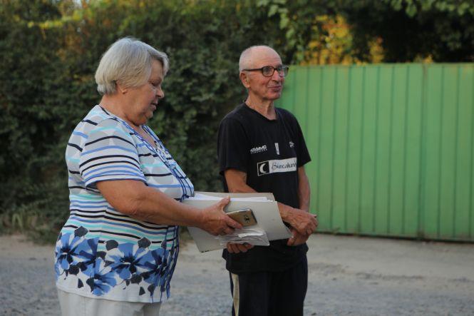 Новини Вінниці - фото з «Живемо в Середньовіччі»: в районі Бучми жителі 22 вулиць вже шість днів сидять без світла «Живемо в Середньовіччі»: в районі Бучми жителі 22 вулиць вже шість днів сидять без світла, фото №4 на сайті 20minut.ua