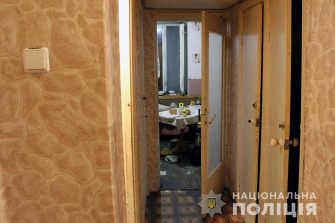 Новини Хмельницького - фото з Ніж у серце. На Хмельниччині чоловік зарізав власну матір Ніж у серце. На Хмельниччині чоловік зарізав власну матір, фото №1 на сайті vsim.ua