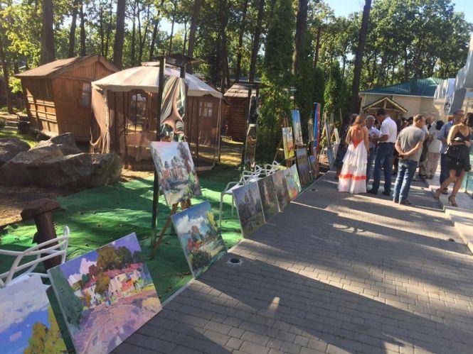 Новини Вінниці - фото з «The best artist – 2020». У Вінниці визнали кращим столичного художника Богдана Макаренка «The best artist – 2020». У Вінниці визнали кращим столичного художника Богдана Макаренка, фото №9 на сайті 20minut.ua