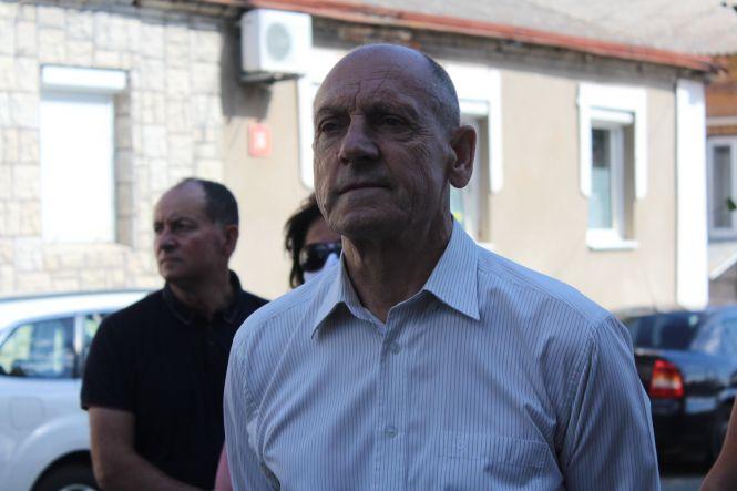 Новини Вінниці - фото з «Не здатний працювати — звільни крісло»: активісти протестують проти бездіяльності прокурорів «Не здатний працювати — звільни крісло»: активісти протестують проти бездіяльності прокурорів, фото №4 на сайті 20minut.ua