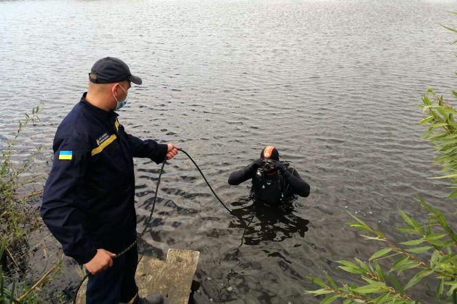 Новини Хмельницького - фото з У водоймі на Хмельниччині знайшли тіло 36-річного чоловіка У водоймі на Хмельниччині знайшли тіло 36-річного чоловіка, фото №2 на сайті vsim.ua