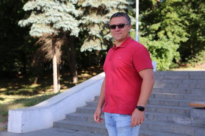 Новини Вінниці - фото з «Порятунок життя — це колективна праця»: вінницький лікар, який отримав «Медичний Оскар» «Порятунок життя — це колективна праця»: вінницький лікар, який отримав «Медичний Оскар», фото №2 на сайті 20minut.ua