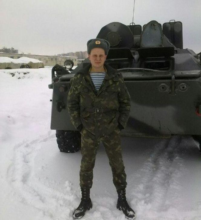 Новини Вінниці - фото з З-за спин жінок і дітей стріляли в десантника Коваленка. Згадаймо першого загиблого вінничанина З-за спин жінок і дітей стріляли в десантника Коваленка. Згадаймо першого загиблого вінничанина, фото №7 на сайті 20minut.ua