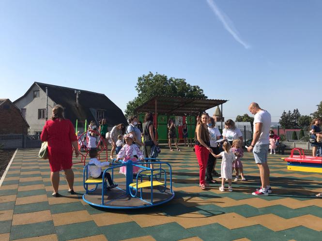 Новини Хмельницького - фото з У Лезневому відкрили новий дитячий садок за 39 мільйонів (ФОТО, ВІДЕО) Нет описания.