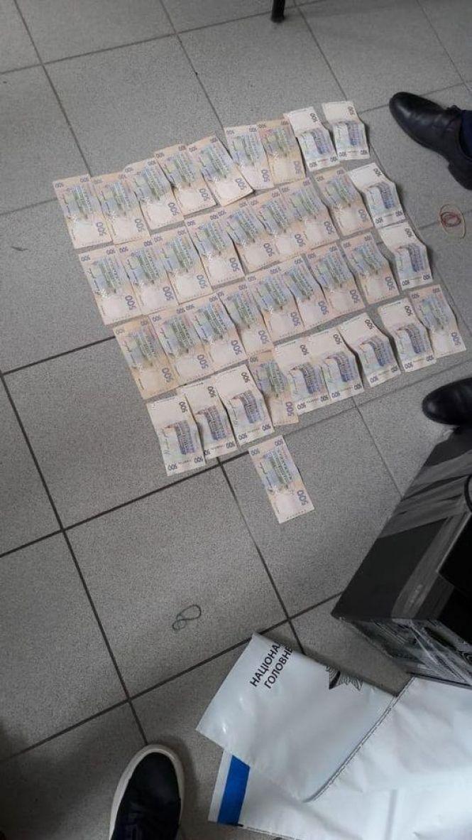 На Хмельниччині викрили центр мінімізації податків, який "відмив" десятки мільйонів гривень, фото №4 на сайті vsim.ua