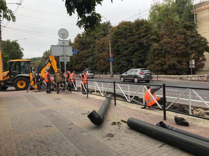 Новини Хмельницького - фото з Коли завершать ремонт на Кам’янецькій, через який місто стоїть в заторах (ВІДЕО) Нет описания.