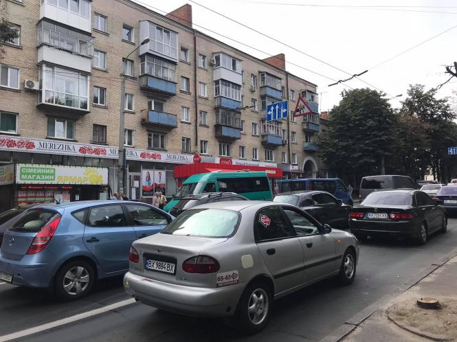 Новини Хмельницького - фото з Коли завершать ремонт на Кам’янецькій, через який місто стоїть в заторах (ВІДЕО) Нет описания.