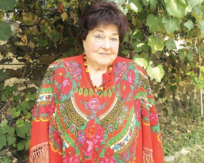 Новини Вінниці - фото з Пам’ятаєте «Весілля в Малинівці»? Завтра іменини в героїні, яка давно стала вінничанкою Пам’ятаєте «Весілля в Малинівці»? Завтра іменини в героїні, яка давно стала вінничанкою, фото №6 на сайті 20minut.ua