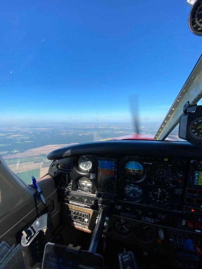 Новини Вінниці - фото з Відкрилася перша вінницька авіашкола. Серед курсантів дівчата, француз та Бронюк Відкрилася перша вінницька авіашкола. Серед курсантів дівчата, француз та Бронюк, фото №5 на сайті 20minut.ua