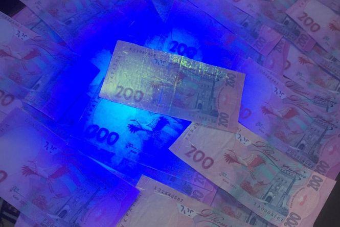 Вимагав гроші у бійця ООС: на Хмельниччині голова сільради попався на хабарі, фото №3 на сайті vsim.ua