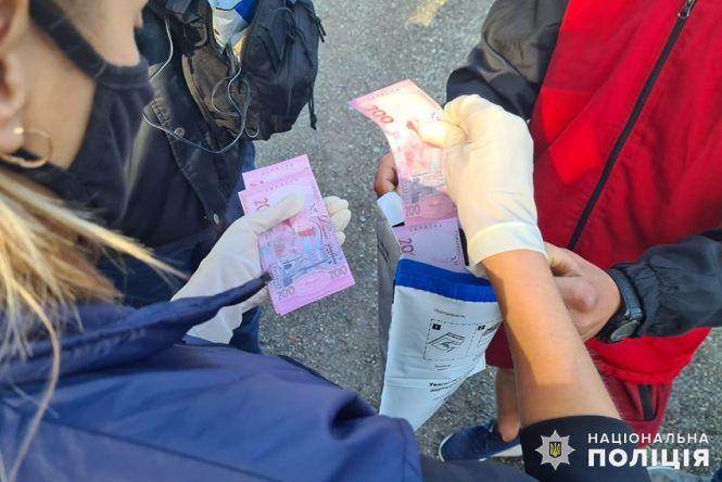 Вимагав гроші у бійця ООС: на Хмельниччині голова сільради попався на хабарі, фото №2 на сайті vsim.ua