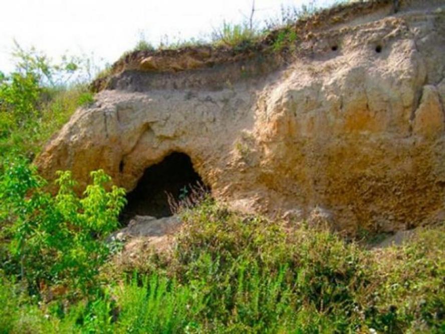 Новини Вінниці - фото з Палац Щербатової та Печора: містичні місця, які варто відвідати на Вінниччині Іллінецький кратер Вінничина