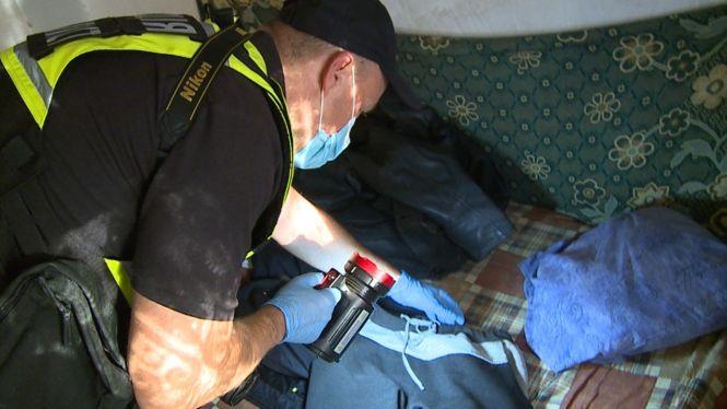 Новини Вінниці - фото з Закривавлений ніж та тіло у будинку. На Нечуя-Левицького зарізали вінничанина Закривавлений ніж та тіло у будинку. На Нечуя-Левицького зарізали вінничанина, фото №3 на сайті 20minut.ua