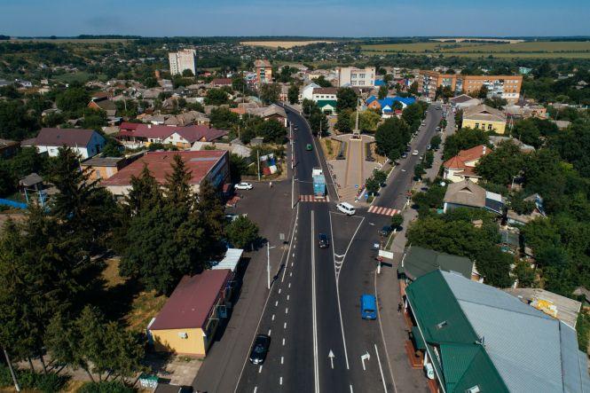 Новини Вінниці - фото з Відновлення доріг на Вінниччині – Сергій Борзов назвав цифри і факти (Департамент інформаційної діяльності ОДА) Відновлення доріг на Вінниччині – Сергій Борзов назвав цифри і факти (Департамент інформаційної діяльності ОДА), фото №4 на сайті 20minut.ua