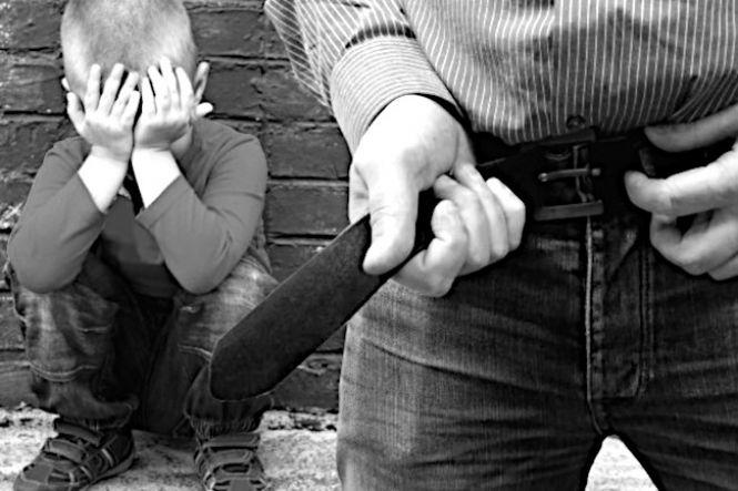 Новини Тернополя - фото з Зґвалтував 8-річного хлопчика, бо той заважав йому ловити рибу. Як покарали кривдника? Зґвалтував 8-річного хлопчика, бо той заважав йому ловити рибу. Як покарали кривдника?, фото №1 на сайті 20minut.ua