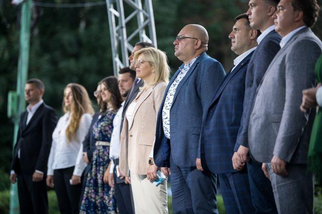 Новини Хмельницького - фото з Хто змінюватиме Хмельниччину: список хмельницької команди “Слуга народу” (пресслужба партії “Слуга народу”) Хто змінюватиме Хмельниччину: список хмельницької команди “Слуга народу” (пресслужба партії “Слуга народу”), фото №3 на сайті vsim.ua