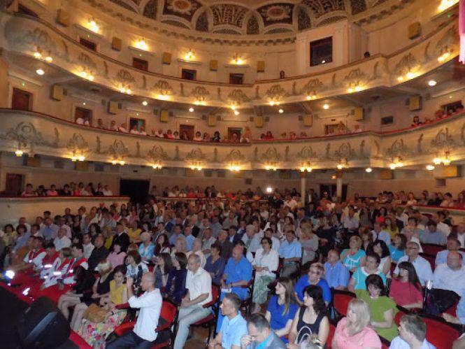 У Тернополі розпочинають театральний сезон. Чи будуть глядачі у безпеці? (ОНОВЛЕНЕ), фото №3 на сайті 20minut.ua