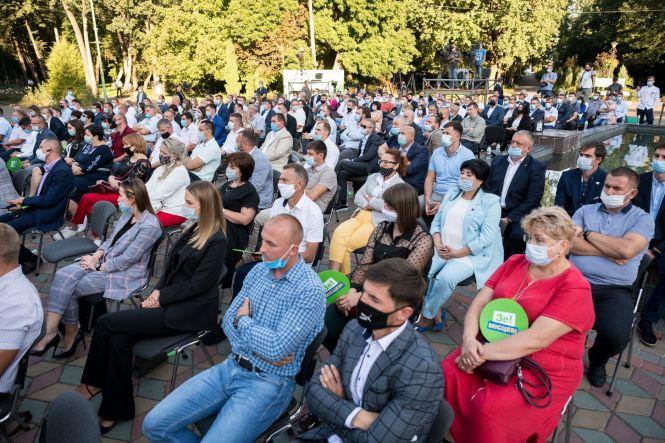 Новини Хмельницького - фото з Хто змінюватиме Хмельниччину: список хмельницької команди “Слуга народу” (пресслужба партії “Слуга народу”) Хто змінюватиме Хмельниччину: список хмельницької команди “Слуга народу” (пресслужба партії “Слуга народу”), фото №1 на сайті vsim.ua