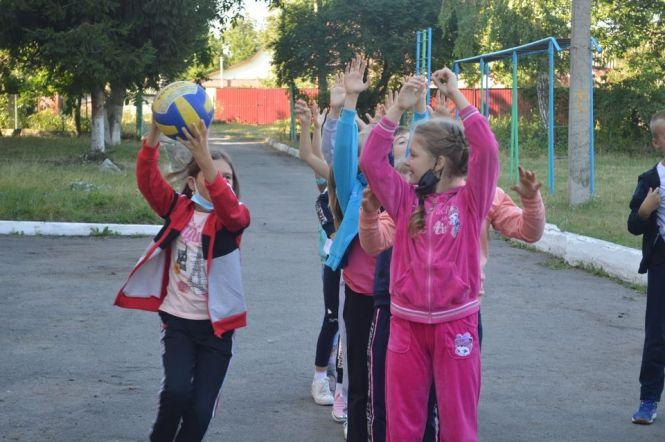 Спортивний квест у ліцей-школі: «Рух заради здоров’я», фото №2 на сайті 20minut.ua