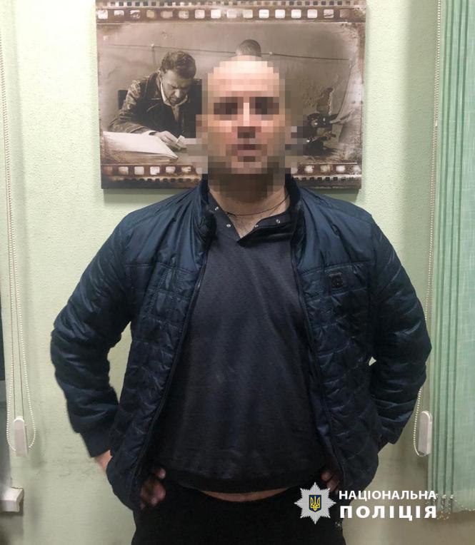 Блогера, який ігнорував хмельницький суд, затримали в Бердичеві, фото №1 на сайті vsim.ua