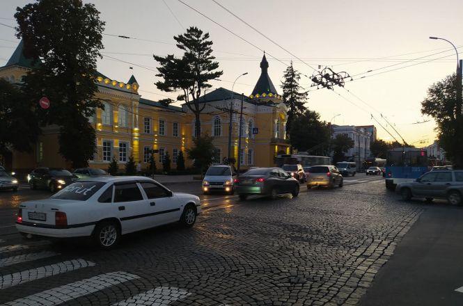 На площі Гагаріна обрив контактної мережі. Стоїть увесь електротранспорт, фото №5 на сайті 20minut.ua