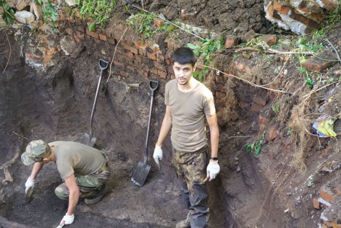 Новини Вінниці - фото з Важливе за тиждень. Найцікавіші новини від 14 до 21 вересня, які ви могли пропустити Офіцерів ховали у домовинах, а рядових у братських могилах. Досліджують 100-річне кладовище
