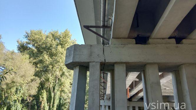 Новини Хмельницького - фото з На відремонтованому за 12 мільйонів мосту з’явилися тріщини. Що кажуть комунальники На відремонтованому за 12 мільйонів мосту з’явилися тріщини. Що кажуть комунальники, фото №3 на сайті vsim.ua