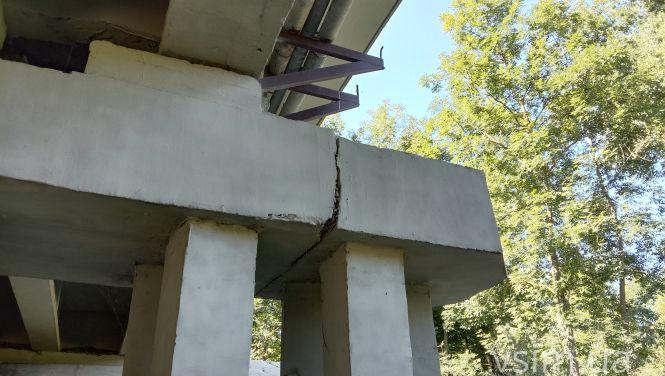 Новини Хмельницького - фото з На відремонтованому за 12 мільйонів мосту з’явилися тріщини. Що кажуть комунальники На відремонтованому за 12 мільйонів мосту з’явилися тріщини. Що кажуть комунальники, фото №4 на сайті vsim.ua
