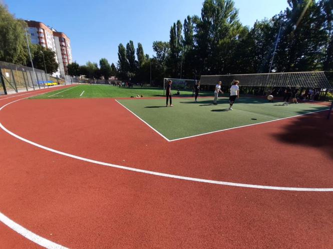 Новини Хмельницького - фото з У Хмельницькому показали спортивний комплекс за 6,7 мільйона (ФОТО) У Хмельницькому показали спортивний комплекс за 6,7 мільйона (ФОТО), фото №3 на сайті vsim.ua