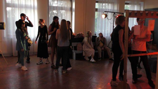 Перформанс і картини Ольги Пустовойт: Я – молода художниця, фото №2 на сайті 20minut.ua