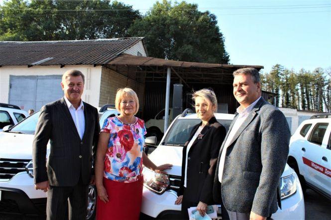 Козятинщина отримала 4 спецавто для медиків у сільській місцевості, фото №2 на сайті 20minut.ua