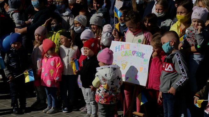 Новини Тернополя - фото з Президент Володимир Зеленський проінспектував "Велике будівництво" на Тернопільщині. Які зміни на нас чекають? (пресслужби) Президент Володимир Зеленський проінспектував "Велике будівництво" на Тернопільщині. Які зміни на нас чекають? (пресслужби), фото №7 на сайті 20minut.ua
