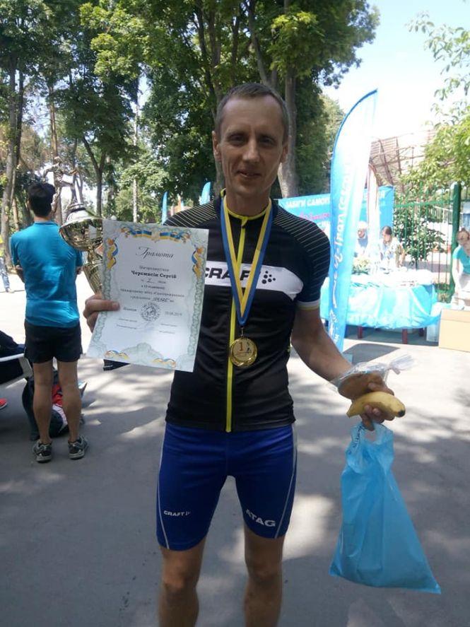 Новини Вінниці - фото з «Побажайте нам дощу!» 2300 км уже здолала вінничанка, яка буде бігти «сотку»  в акції «Біг Добра» «Побажайте нам дощу!» 2300 км уже здолала вінничанка, яка буде бігти «сотку»  в акції «Біг Добра», фото №6 на сайті 20minut.ua