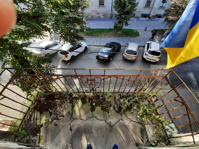 Новини Тернополя - фото з "Джульєтта би плакала": цікаві балкони, які понабудовували тернополяни (ФОТО) Світлина від Олега Різника.