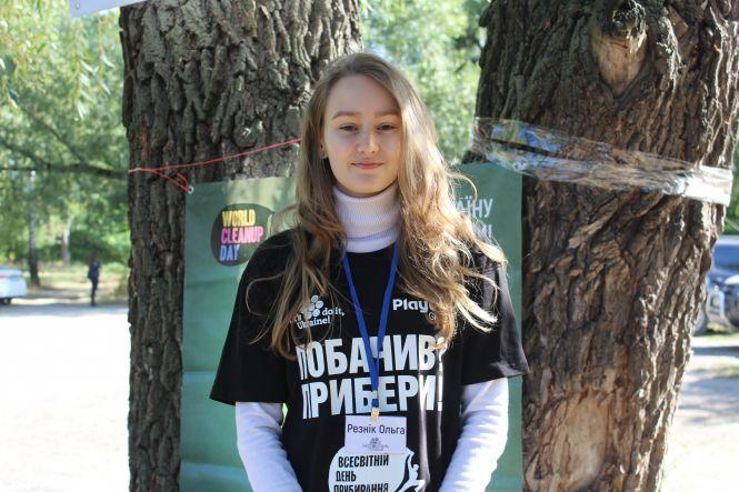 Новини Вінниці - фото з «Робимо місто чистішим»: як вінничани долучилися до Всесвітнього дня прибирання «Робимо місто чистішим»: як вінничани долучилися до Всесвітнього дня прибирання, фото №2 на сайті 20minut.ua