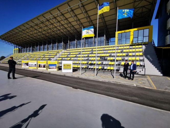 Новини Тернополя - фото з Президент Володимир Зеленський проінспектував "Велике будівництво" на Тернопільщині. Які зміни на нас чекають? (пресслужби) Президент Володимир Зеленський проінспектував "Велике будівництво" на Тернопільщині. Які зміни на нас чекають? (пресслужби), фото №11 на сайті 20minut.ua