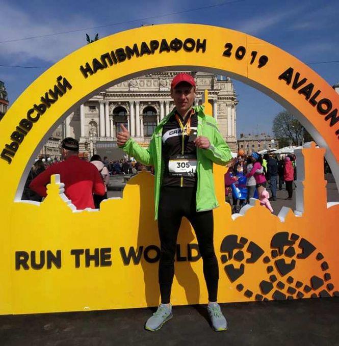 Новини Вінниці - фото з «Побажайте нам дощу!» 2300 км уже здолала вінничанка, яка буде бігти «сотку»  в акції «Біг Добра» «Побажайте нам дощу!» 2300 км уже здолала вінничанка, яка буде бігти «сотку»  в акції «Біг Добра», фото №8 на сайті 20minut.ua