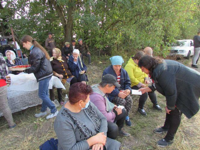 Такої кількості служб поліції ще не бачили махаринецькі поля, фото №1 на сайті 20minut.ua