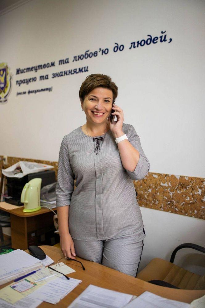 Інна Ящук: На засадах щирої любові до людей (пресслужба партії "Слуга народу"), фото №2 на сайті vsim.ua