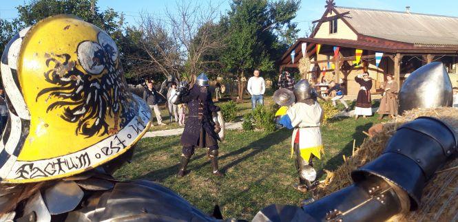 Новини Тернополя - фото з Відбувся всеукраїнський Фестиваль ремесел "Дунстан-2020" (новини компаній)